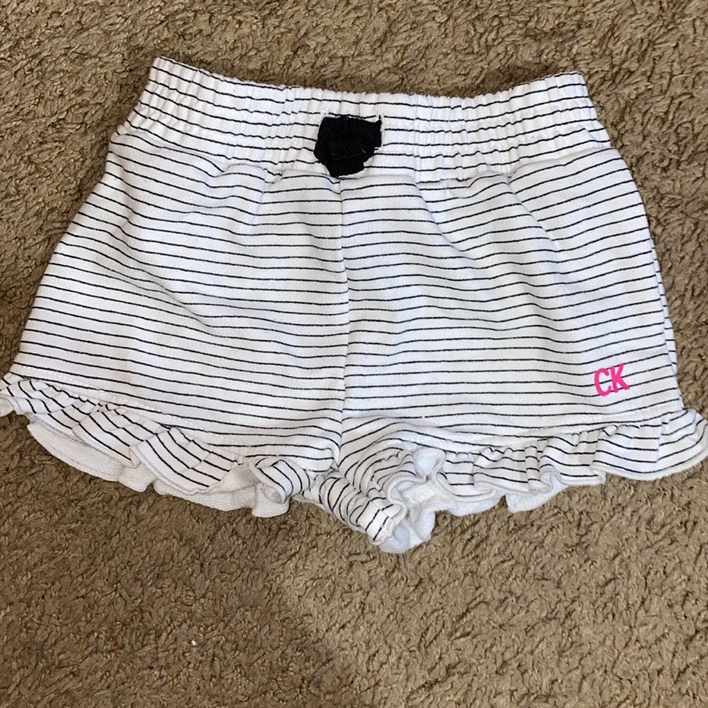 calvin klein shorts w/ pink logo